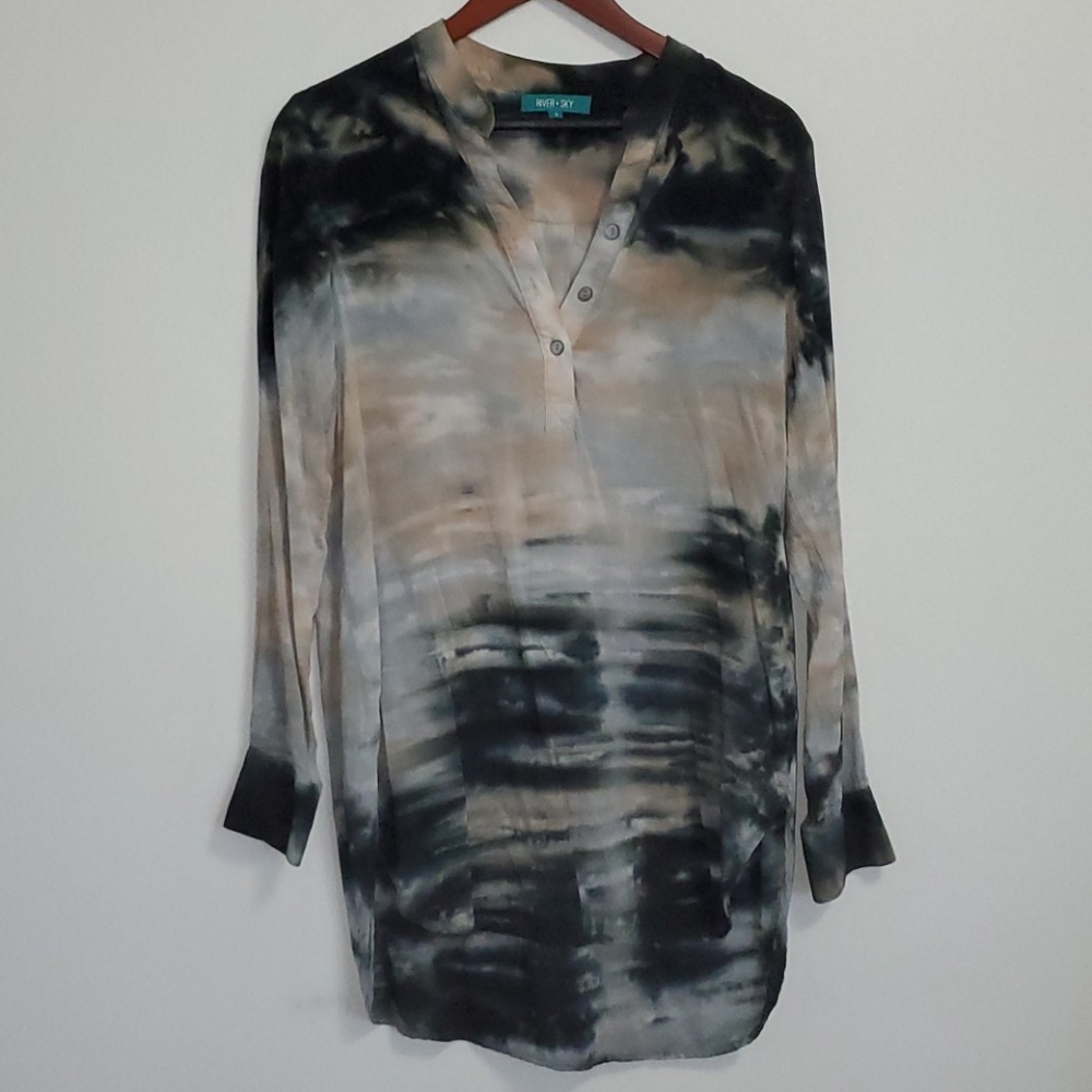 River + Sky Women's Blouse long shirt/dress size s